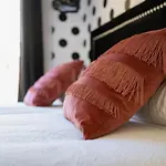 Housingleon - Five *