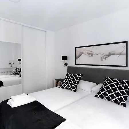 Apartamento Housingleón - Five León