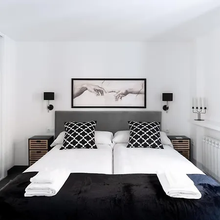Apartment Housingleon - Five *