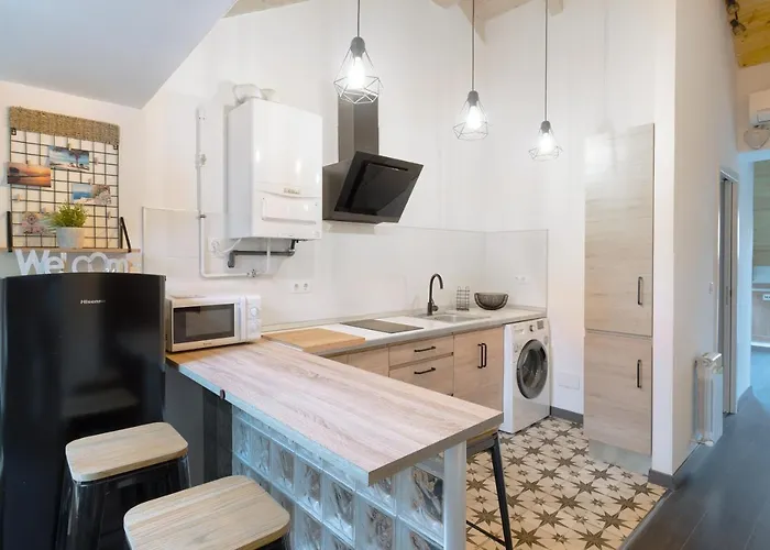 Housingleon - Five León