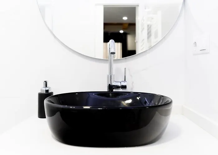 Housingleon - Five Appartement